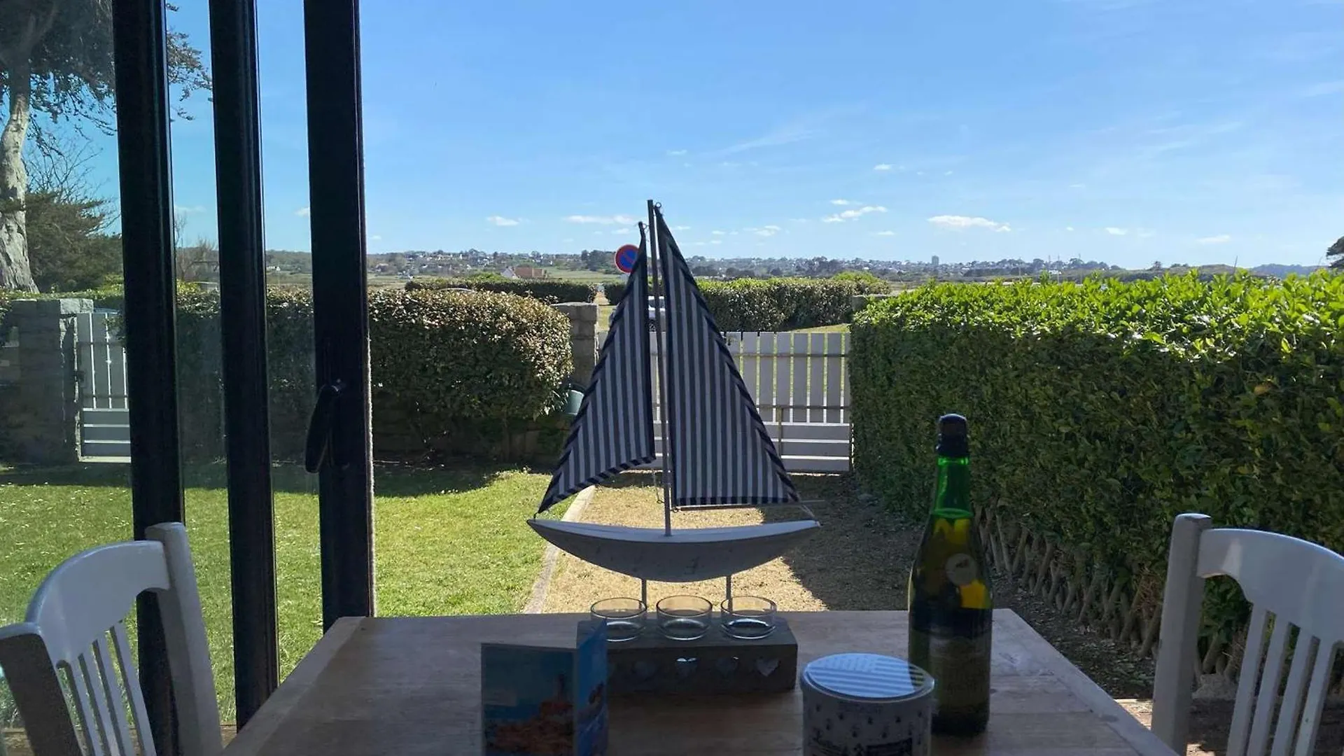 Dom wakacyjny Maison 6 Pers, Jardin, Terrasse, Parking, Plage Proche - Fr-1-542-27 Kerjagu Francja